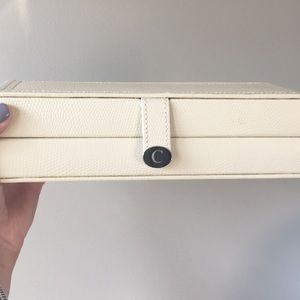 “C” travel jewelry case